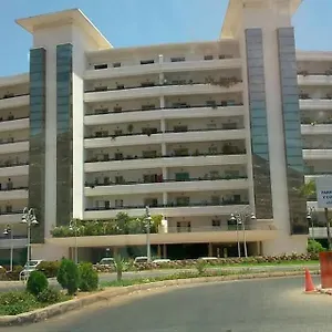 Marina Standing 90m2 + Piscine Apartment