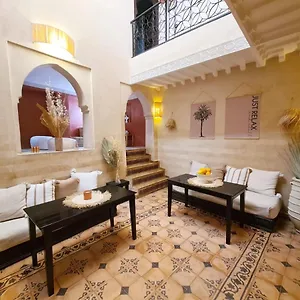 2* Guest house Riad Casa Sophia